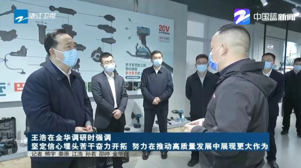 久久精品亚洲一级毛片