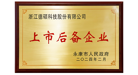 久久精品亚洲一级毛片